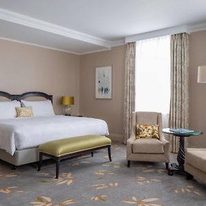 Chambre Exécutive Lit King-Size